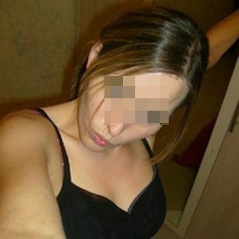 Petite annonce d'une pute qui donne son numéro de portable pour baiser à Argenteuil