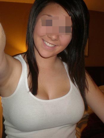 Patricia donne son 06 pour un moment de relaxation intime sur Saint-Pierre